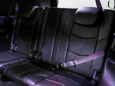 Used 2015 Cadillac Escalade ESV Premium image 41