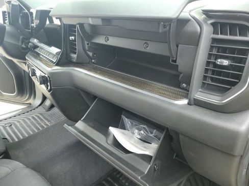 Used 2023 Chevrolet Silverado 1500 LT image 15