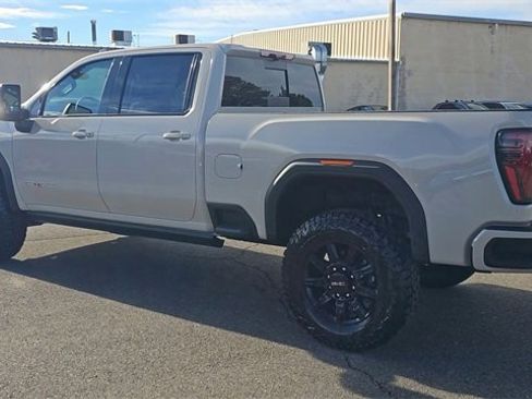 New 2026 GMC Sierra 2500 AT4 w/ AT4 Premium Plus Package image 6