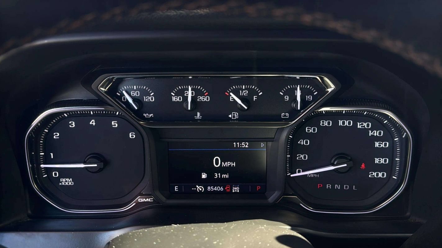 Used 2021 GMC Sierra 1500 AT4 AWD/4WD image 8