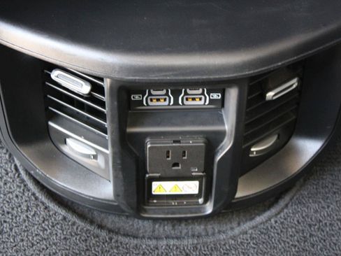 Used 2024 RAM 2500 Laramie w/ Safety Group AWD/4WD image 45