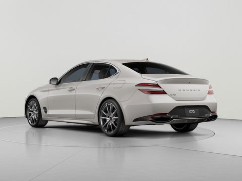 New 2026 Genesis G70 2.5T RWD image 5