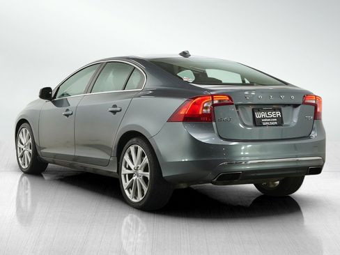 Used 2017 Volvo S60 T5 Inscription Platinum w/ Climate Package FWD image 3