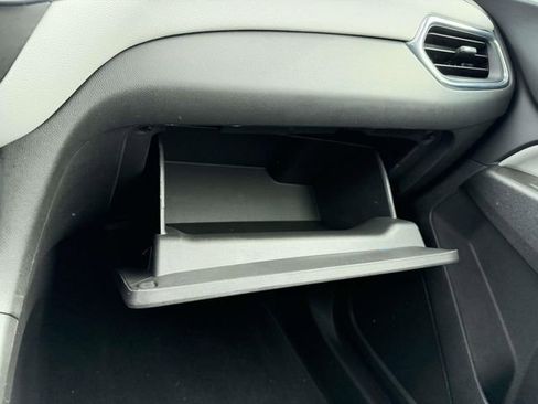 Certified 2023 Chevrolet Equinox LS w/ LS Convenience Package image 28