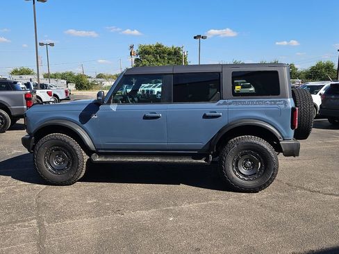 New 2025 Ford Bronco Outer Banks w/ Sasquatch Package image 7