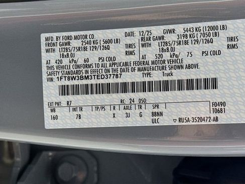 New 2026 Ford F350 Platinum w/ Tremor Off-Road Package image 39