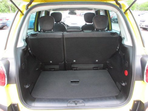 Used 2017 FIAT 500L Trekking w/ Premium Package FWD image 7