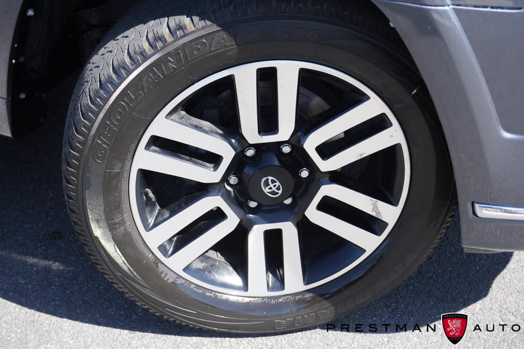 Used 2023 Toyota 4Runner Limited AWD/4WD image 13