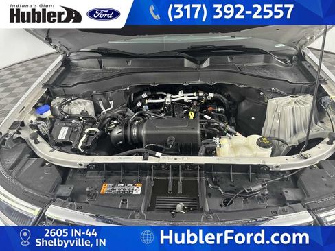 Used 2023 Ford Explorer XLT w/ Equipment Group 202A AWD/4WD image 11