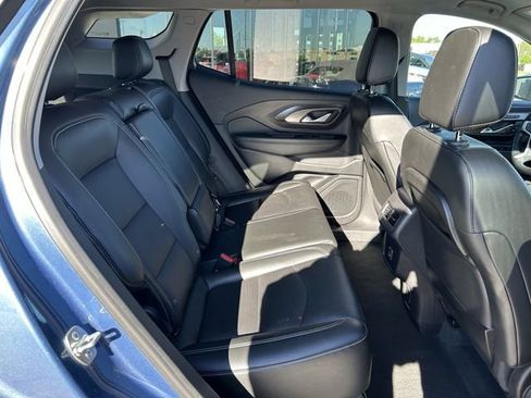 Used 2024 GMC Terrain SLT AWD/4WD image 24