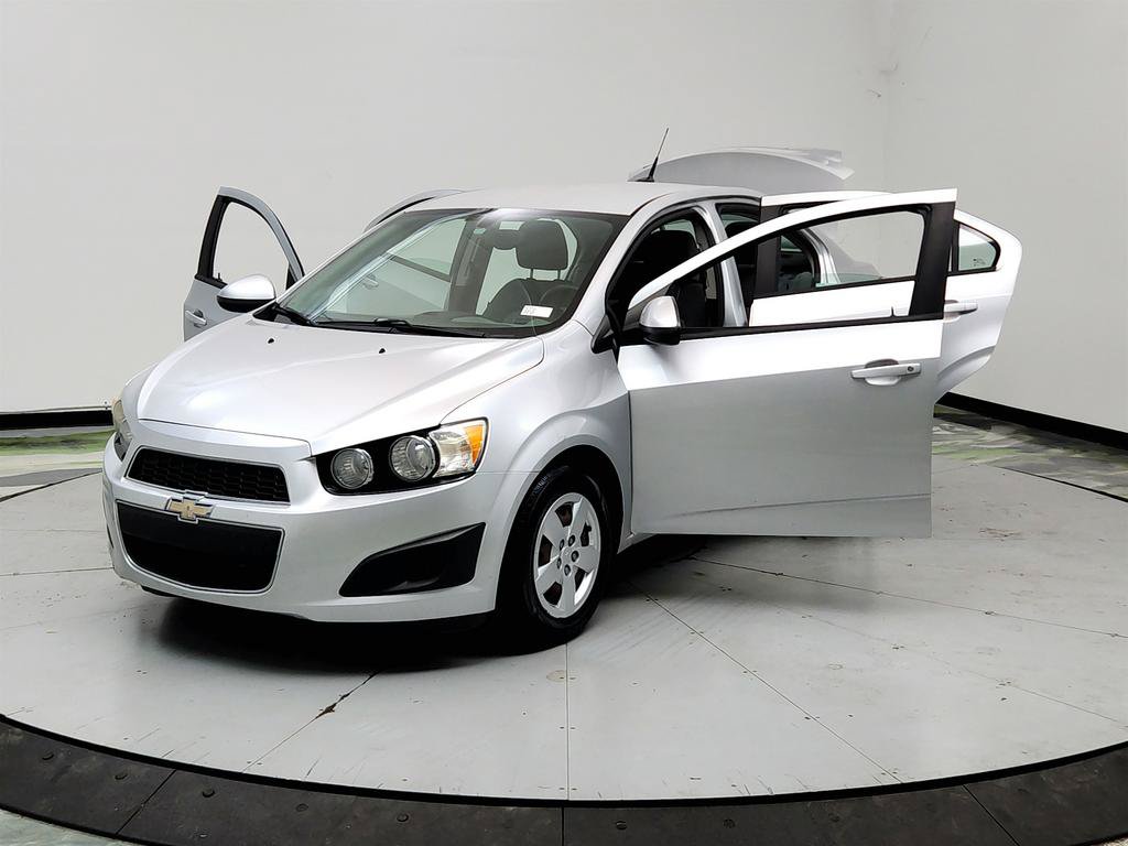 Used 2014 Chevrolet Sonic LS FWD image 9