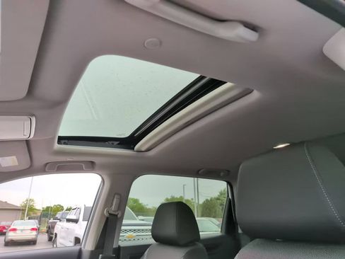 Used 2024 Honda CR-V EX image 27