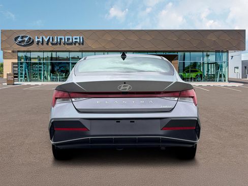 New 2026 Hyundai Elantra Limited image 6