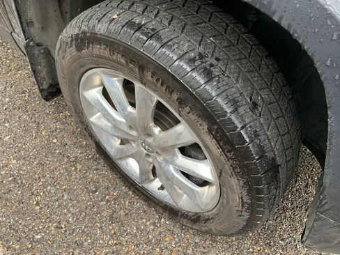 Used 2017 Jeep Cherokee Limited image 5