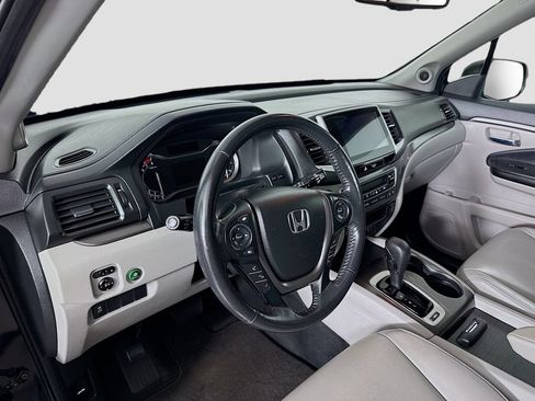 Used 2017 Honda Pilot EX-L image 9