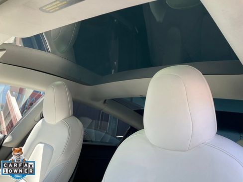 Used 2022 Tesla Model 3 Long Range AWD/4WD image 19