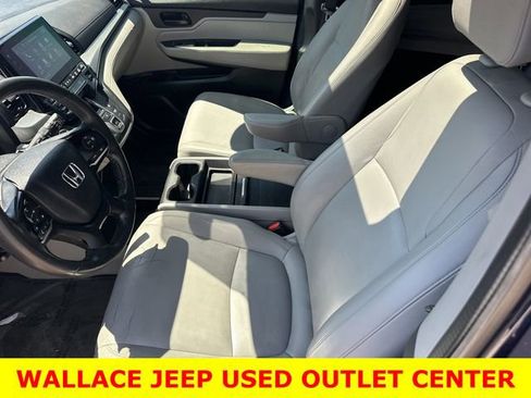 Used 2018 Honda Odyssey EX-L image 16