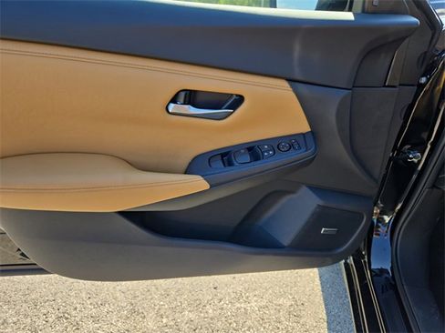 New 2025 Nissan Sentra SV w/ SV Premium Package image 34