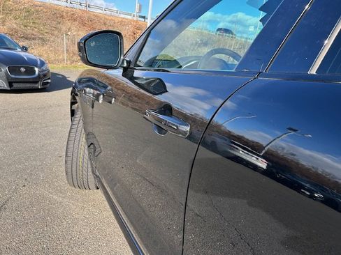 Certified 2023 Jaguar F-PACE S image 12