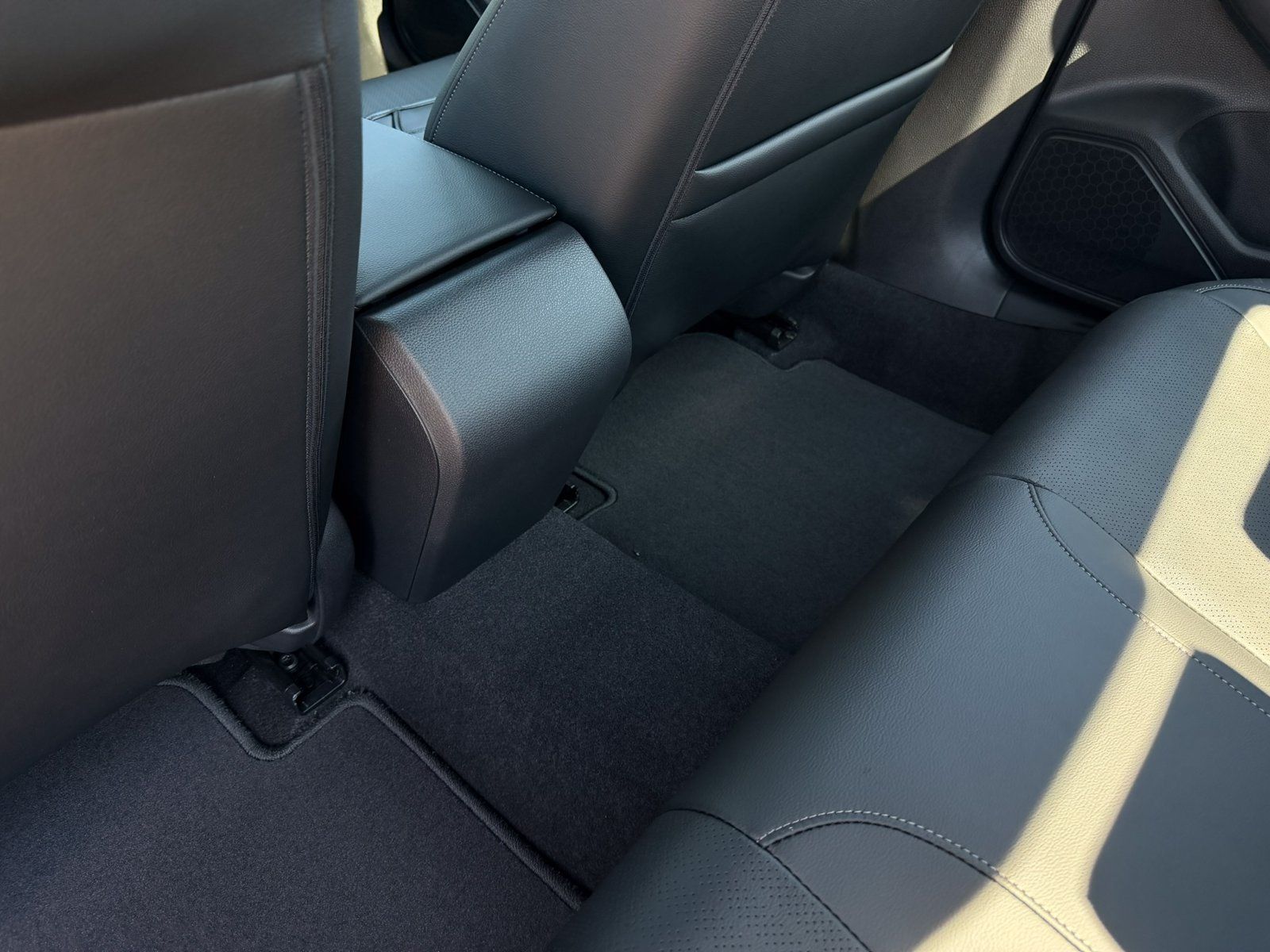 Used 2026 Honda Civic Sport image 28