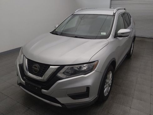 Used 2020 Nissan Rogue SV FWD image 15