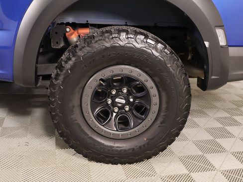 Used 2022 Ford F150 Raptor w/ Equipment Group 801A High AWD/4WD image 21