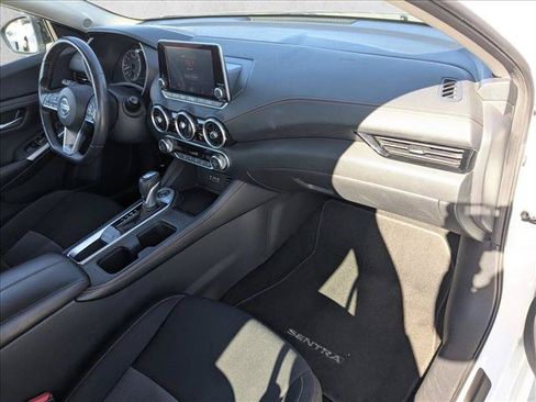 Used 2021 Nissan Sentra SR FWD image 18