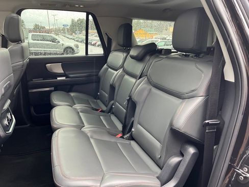 Used 2025 Ford Expedition Max Active image 12