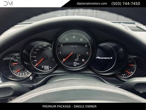 Used 2014 Porsche Panamera 4 AWD/4WD image 32