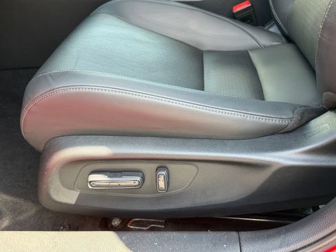 Used 2023 Honda Civic Touring image 17