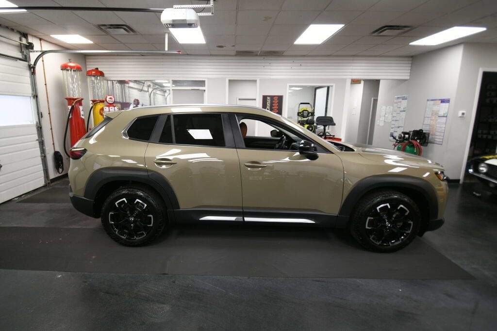 Used 2023 MAZDA CX-50 Meridian Edition AWD/4WD image 9