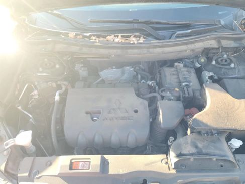 Used 2020 Mitsubishi Outlander LE image 18