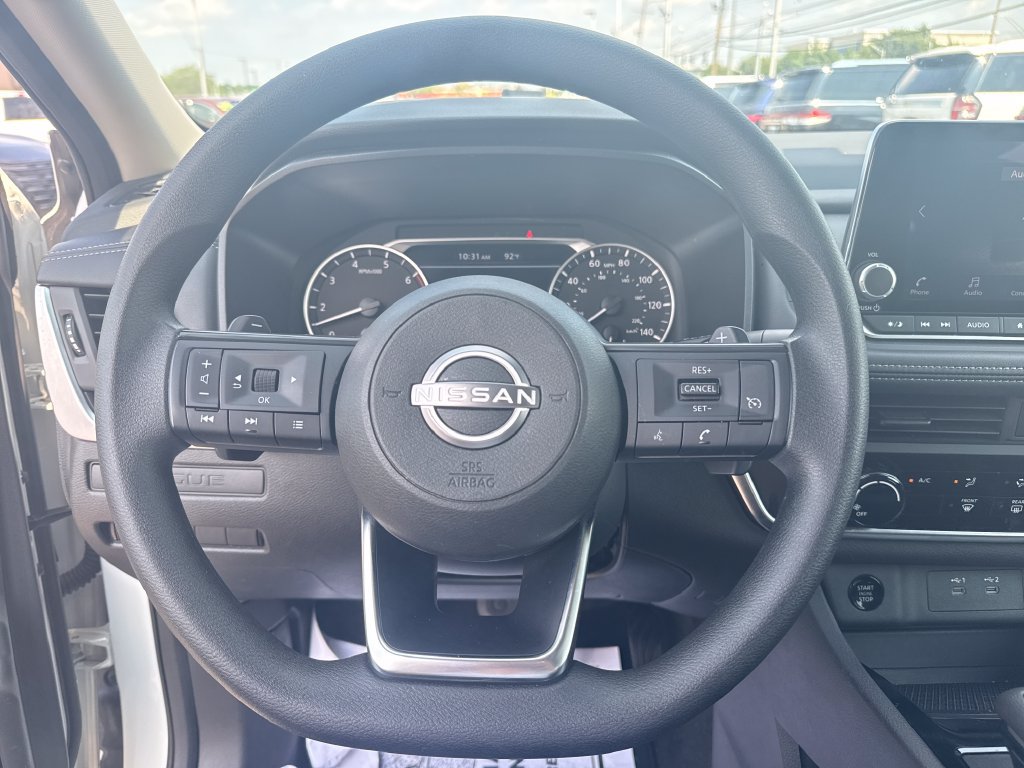 Used 2024 Nissan Rogue S FWD image 16