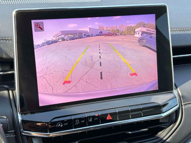 Used 2022 Jeep Compass High Altitude AWD/4WD image 23