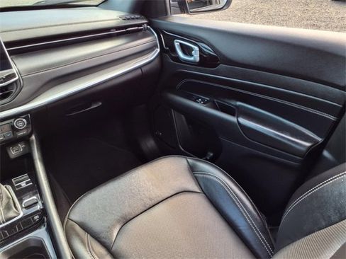 Used 2022 Jeep Compass High Altitude image 12