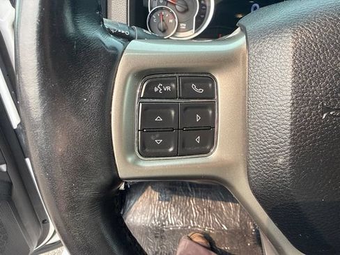 Used 2017 RAM 1500 Laramie AWD/4WD image 19