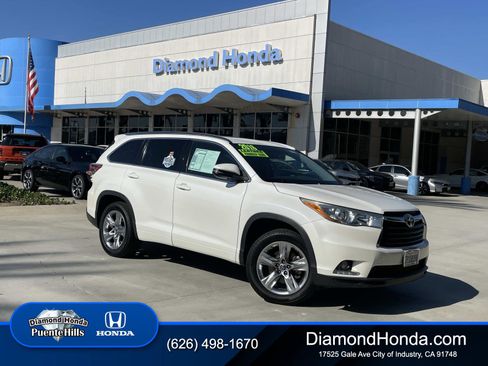 Used 2016 Toyota Highlander Limited image 1