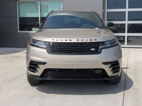 New 2026 Land Rover Range Rover Velar Dynamic SE image 2