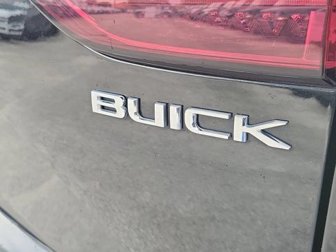 Used 2024 Buick Envision Preferred AWD/4WD image 7