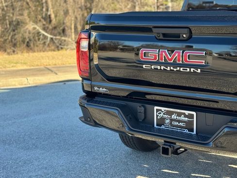 New 2026 GMC Canyon Elevation w/ Convenience Package RWD image 15