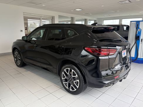 Used 2025 Chevrolet Blazer RS w/ Driver Confidence II Package AWD/4WD image 7