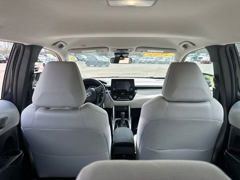 Certified 2022 Toyota Corolla Cross L AWD/4WD image 16