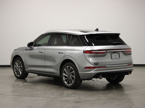 Used 2022 Lincoln Corsair Grand Touring AWD/4WD image 6