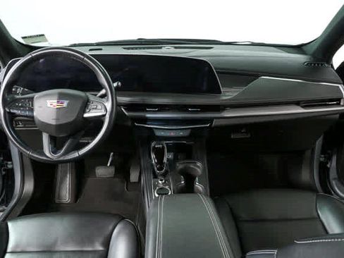 Used 2024 Cadillac XT4 Premium Luxury AWD/4WD image 15