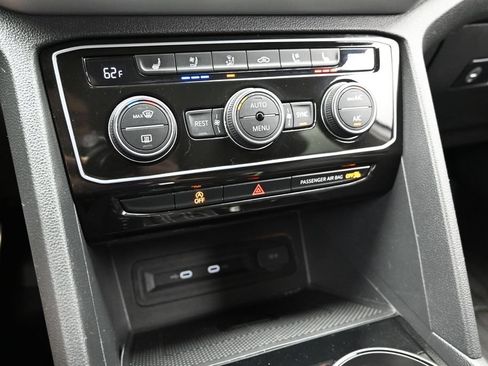 Used 2023 Volkswagen Atlas SEL Premium AWD/4WD image 46