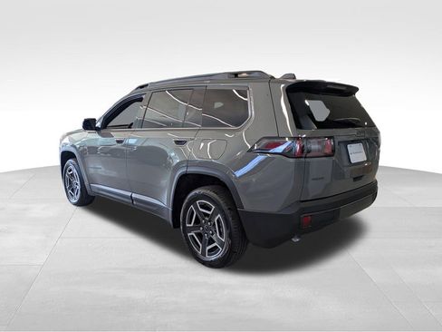 New 2026 Jeep Cherokee Laredo AWD/4WD image 6