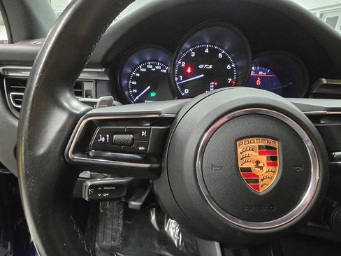 Used 2022 Porsche Macan GTS w/ Sport Chrono Package image 18