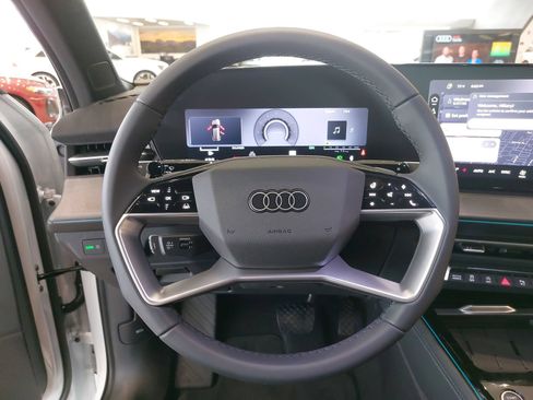 New 2026 Audi Q3 quattro 2.0T AWD/4WD image 19