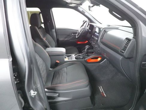 Used 2023 Nissan Frontier PRO-4X w/ Pro Convenience Package AWD/4WD image 33