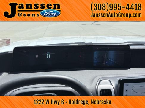 Used 2025 Ford Expedition Max Active AWD/4WD image 23